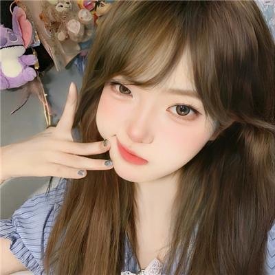 幸福是一尾皱颈蜥蜴 海报